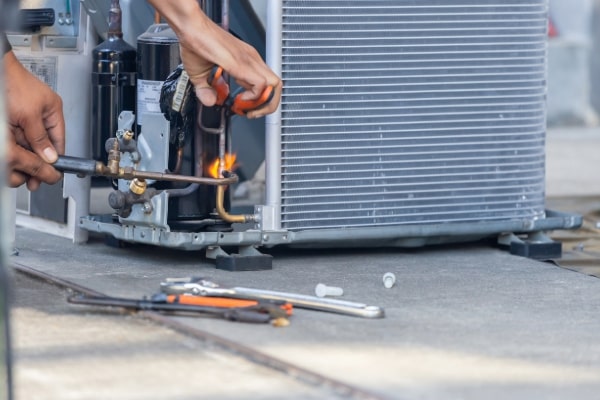Air Conditioning Maintenance
